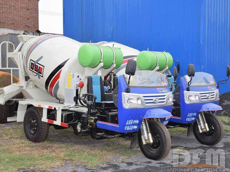 1.5m3 Mini Concrete Mixer Truck